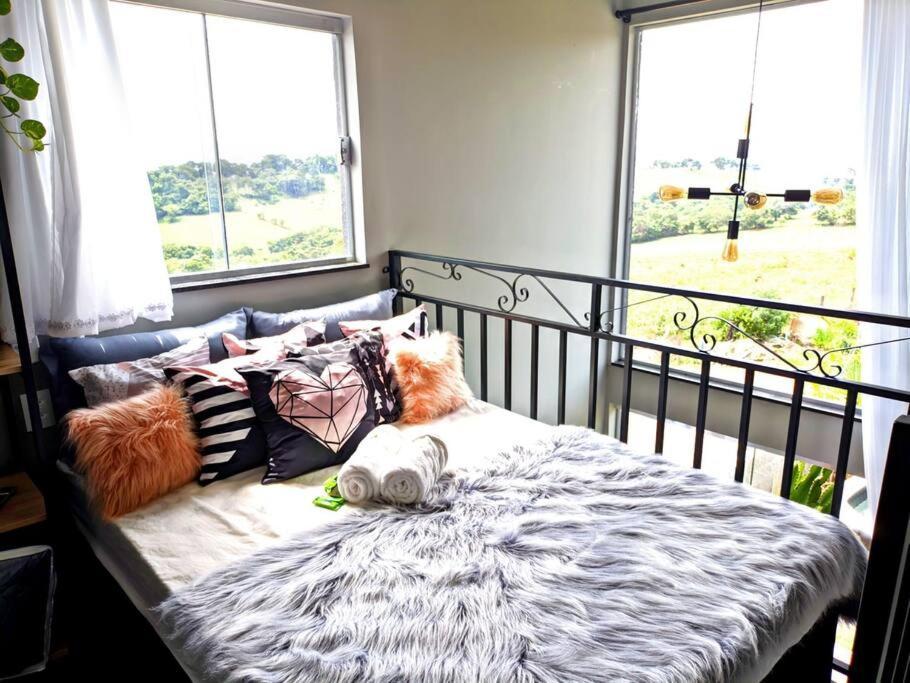 Tiny House Paraiso Minicasas Com Hidromassagem Pouso Alegre Zewnętrze zdjęcie