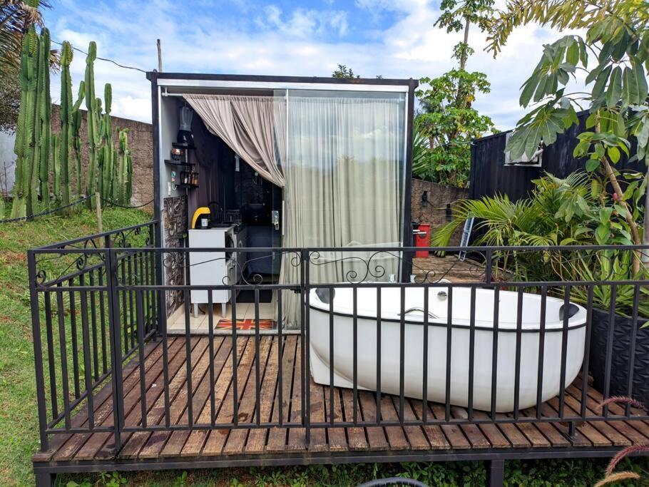 Tiny House Paraiso Minicasas Com Hidromassagem Pouso Alegre Zewnętrze zdjęcie